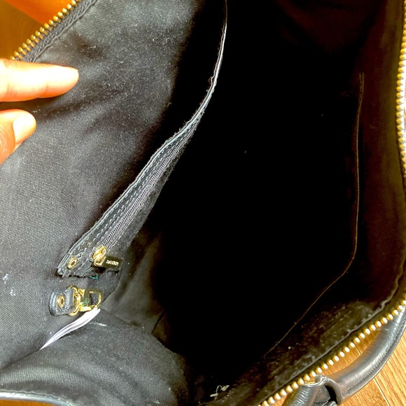 Danier Sage" metal black leather satchel with gold trimmings - Picture 4 of 16